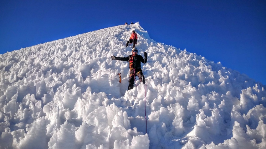 2 D / 1N - Ascenso al Nevado Vallunaraju