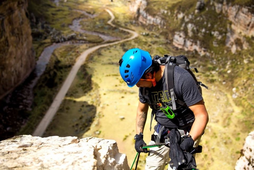 Cañon de Shucto Rapel 80 metros 