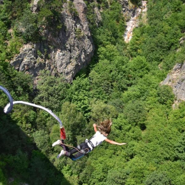 Atrévete y siente adrenalina realizando Bungee Jumping de 50 metros en Arequipa