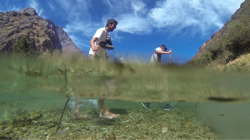 Cruzando Huancaya

Atravessando Huancaya