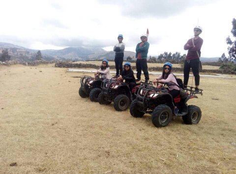 MONTANHA DE CORES EM AYACUCHO