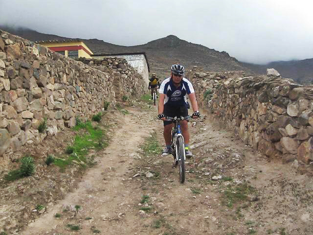 SAN ANTONIO DE CHACLLA

SÃO ANTONIO DE CHACLLA - Imagen 7