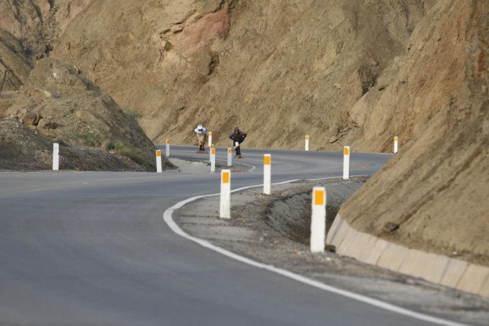 Descida de bicicleta pela região norte do Peru.