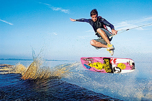 WakeSkate: La fusión del Skateboard y el Wakeboard