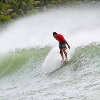 Piccolo Clemente: Bicampeão Mundial de Longboard Surf