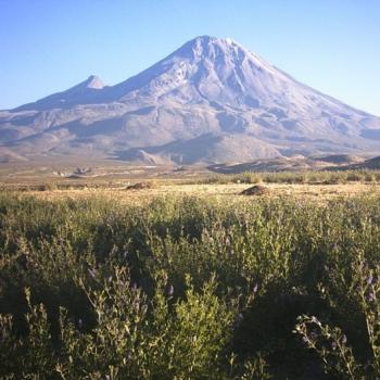 A cordilheira vulcânica