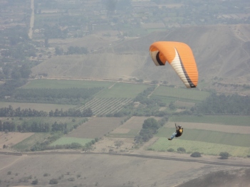 Parapente em Pachacámac