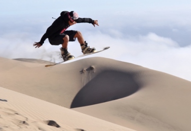 Sandboard na Duna Toro Mata.