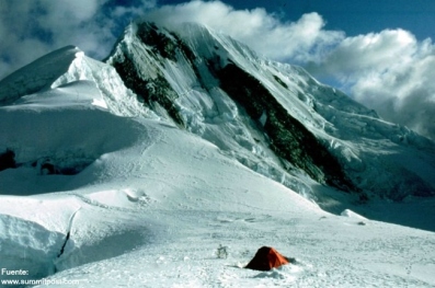 Escalada na Montanha Quitaraju