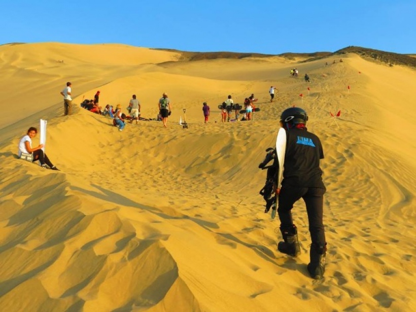 Sandboard nas Dunas de Chilca