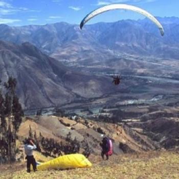 Parapente no Vale do Urubamba