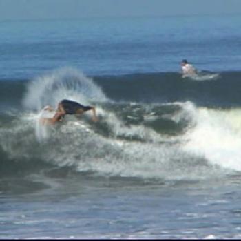 Surf na Praia de Pico Alto