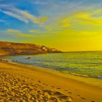 Surf na Praia El Silencio